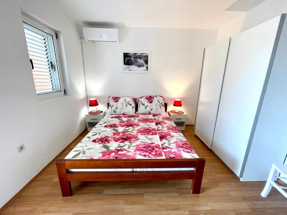 Villa Julie Jadranovo Esterno foto
